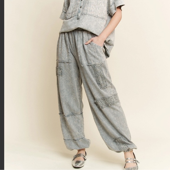 j.her Pants - NWOT J.Her Eyelet Joggers